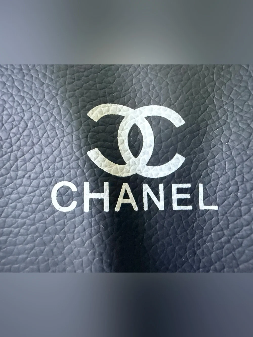 Fashion Chanel Set of 12 Makeup Brushes NEW in Branded Bag & Etched Flowers Box